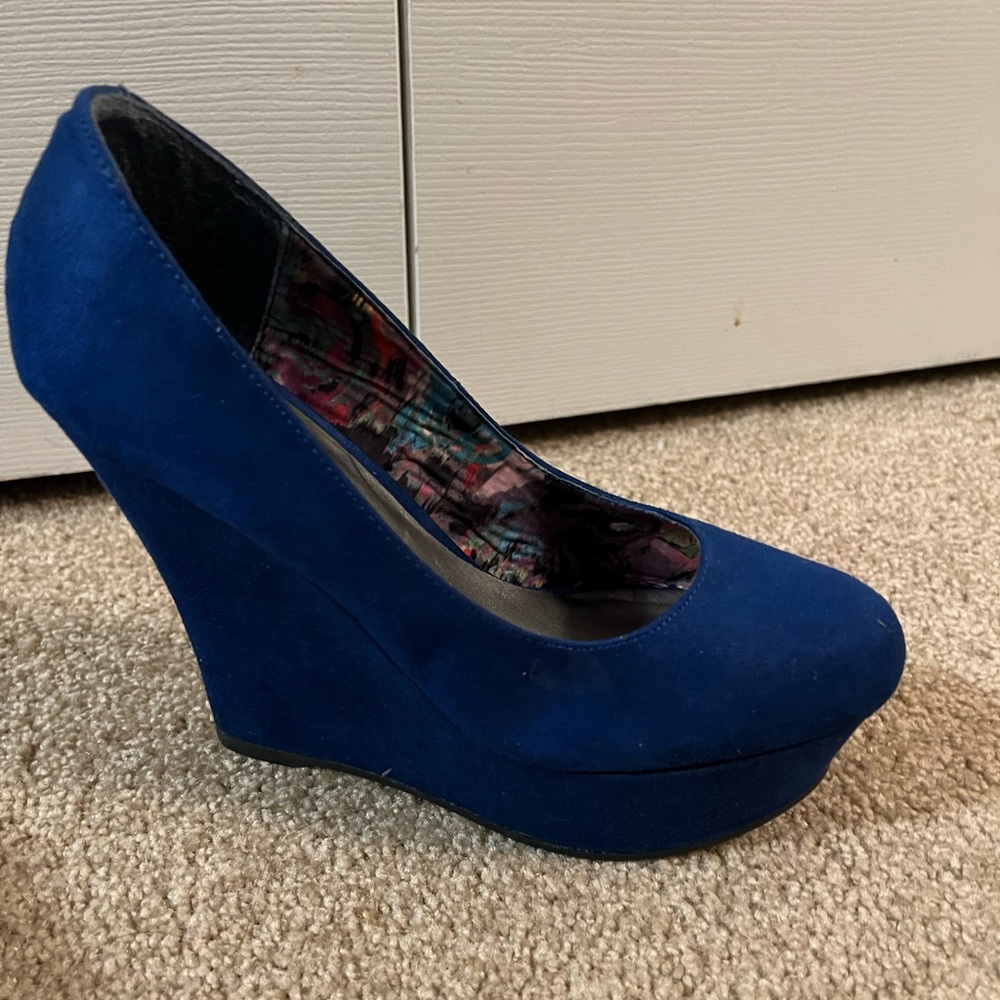 Blue Wedge